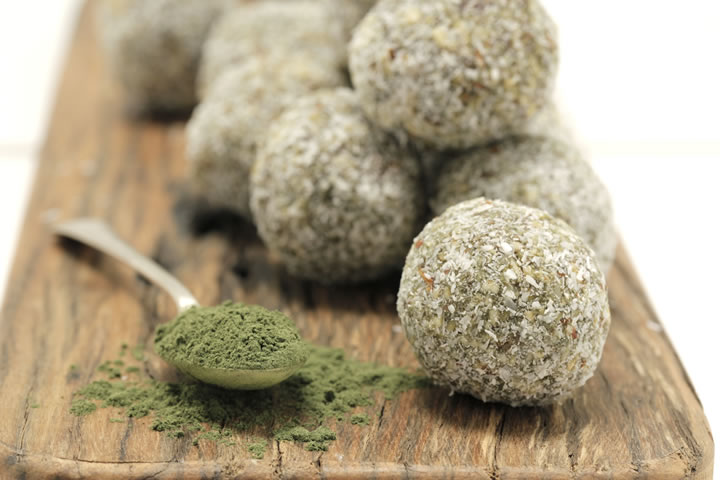 Spirulina-protein-balls- 02481